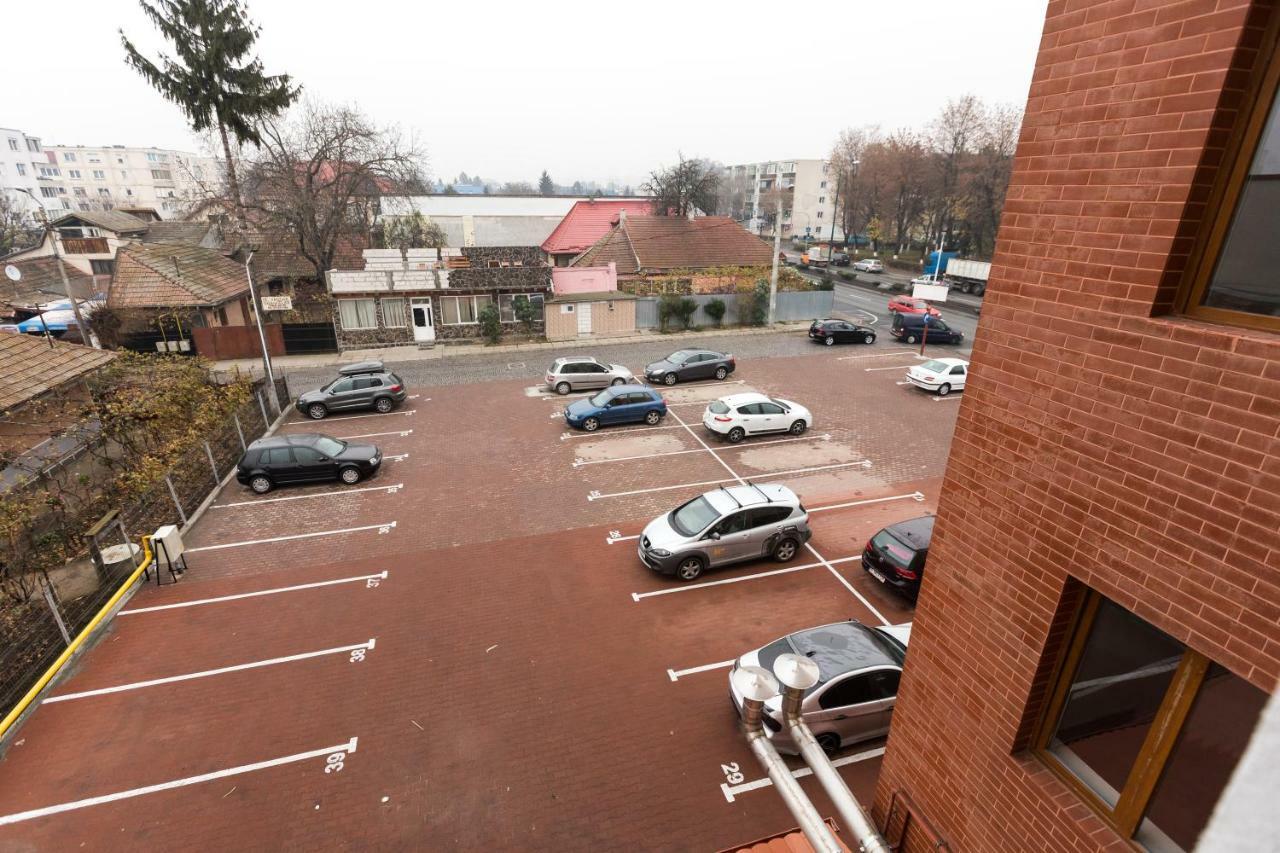 Travel Homzzz Apartments Târgu-Mureş Exteriér fotografie